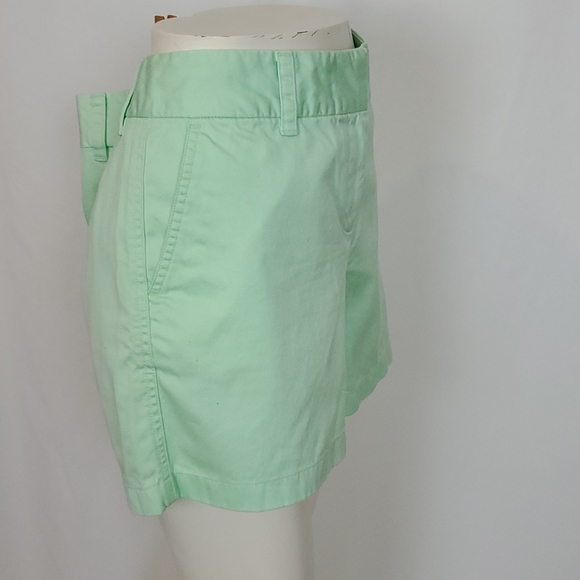 Vineyard Vines Women's Mint Green Shorts - Picture 2 of 6